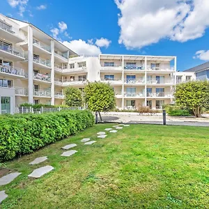 Vacanceole - Le Domaine De Bertheaume Holiday park